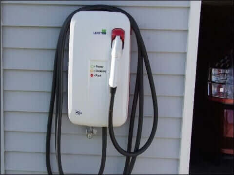 Installation Borne Électrique à Dorval au West Island