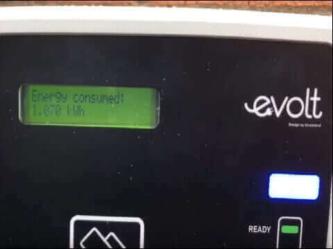 Installation Borne Électrique à Montréal, Québec